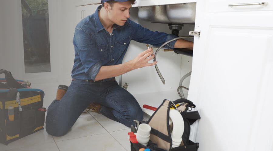 Professional Tankless Water Heater Installation in Gilchrist, TX
